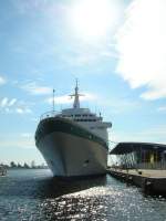 MV ALBATROS (ex ROYAL VIKING SEA) am 16.09.2006 in Warnemnde.