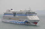 AIDA Bella am 13.03.2016 auf Reede in George Town/Penang aufgenommen von Bord der  Mein Schiff 1 