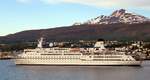 Das 140m lange Kreuzfahrtschiff MS Berlin am 15.06.19 in Akureyri.