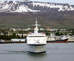 Das 140m lange Kreuzfahrtschiff MS Berlin am 15.06.19 in Akureyri.