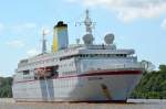 Noch trägt sie ihren guten Alten Namen die Deutschland ihre Heimatflagge hat sich ja schon auf Bahamas geändert hier aufgenommen am 06.06.15 im Nord-Ostsee-Kanal an der Weiche