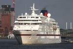 Kreuzfahrtschiff EUROPA (IMO 9183855); Eigner/Betreiber: Hapag Lloyd Kreuzfahrten; Datum: 05.08.2026; Aufnahmeort: Elbe/Hafen Hamburg, Deutschland.