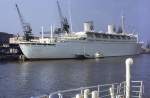 MS Gripsholm der »Svenska Amerika Linien« im Heimathafen Göteborg, 1962. Später als Navarino und Regent Sea für andere Reedereien unterwegs, sank sie am 12.07.2001 vor Südafrika auf dem Weg zur Verschrottung in Indien.