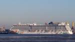 Das Kreuzfahrtschiff Norwegian Getaway am 21.11.2013 vor Bremerhaven von Blexen aus aufgenommen.