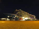 Die Norwegian Breakaway im Warnemünder Hafen am 10 August 2018.