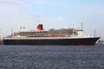 Kreuzfahrtschiff QUEEN MARY 2 (IMO 9241061); Datum: 27.08.2026; Aufnahmeort: Elbe/Hafen Hamburg, Deutschland.