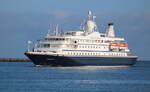 Die Seadream II am 03.06.2025 in Warnemünde.