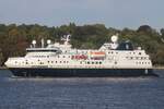 Kreuzfahrtschiff SPITSBERGEN (IMO 9434060); Datum: 05.10.2026; Aufnahmeort: Elbe/Hafen Hamburg, Deutschland.