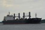 Der Bulker VIL Baltic IMO-Nummer:9492402 Flagge:Liberia Lnge:189.0m Breite:32.0m Baujahr:2010 Bauwerft:Qingshan Shipyard,Wuhan China vor Schulau Wedel am 20.06.12