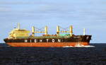 Der 190m lange Frachter XIN HAI TANG 27 am 20.10.22 auf der Ostsee