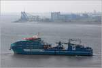Die 2015 gebaute ACTA ORION (IMO 9750268) steuert am 27.09.2018 den Fischereihafen in Bremerhaven an. Sie ist 107,95 m lang und 16 m breit, hat eine GT/BRZ von 6.532 und eine DWT von 3.762 t. Heimathafen ist Den Helder (Niederlande). Eingesetzt wird sie als Hotelschiff und Nachschubasis in der Offshore-Industrie. 80 Personen finden auf ihr moderne Unterkünfte, Kino, Hospital, Büros usw. vor. Über die schwenkbare Gangway können sie zu ihrem Arbeitsplatz, z.B. Windenergieanlagen, gelangen.