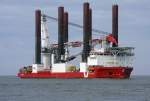 Die  MPI Discovery  ist ein Cargo-Spezialschiff zur Errichtung von Windkraftanlagen.