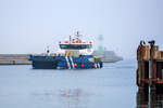 Offshore WIELINGEN (IMO 9729374) bei leichtem Seenebel einlaufend in den Sassnitzer Hafen.