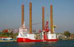 Offshore Kran  Wind Server  am 04.10.14 in Rostock