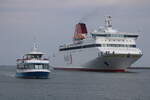 Das Fahrgastschiff Min Herzing und Dortten am 11.06.2022 in Warnemünde.