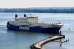 Lbeck-Travemnde, die RO-RO Fhre FINNTRADER IMO 9017769 kommt von Schweden...