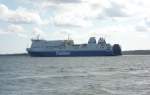 MS FINNCLIPPER IMO9137997, gerade aus Travemnde ausgelaufen nun auf dem TRAVEWEG gen Nordosten...