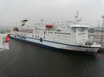 FS  Huckleberry Finn  im Hafen Rostock am 06.04.11.