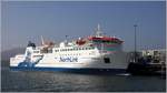 Die 2002 gebaute HAMNAVOE (IMO 9246061) legt am 02.05.2017 von Scrabter kommend in Stromness (Orkney Islands) an. Diese Fähre ist 112 m lang und 19,05 m breit, hat eine GT/BRZ von 8.780). Sie bietet 600 Passagieren und 95 Fahrzeugen Platz. Heimathafen ist Kirkwall (Vereinigtes Königreich).