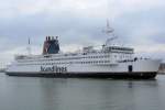 Das Fährschiff  Kronprins Frederik  der Reederei Scandlines am 23.04.14 auslaufend Warnemünde.