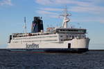 Die 152 Meter lange Scandlines Fähre KRONPRINS FREDERIK auf ihrem Seeweg von Gedser nach Rostock-Überseehafen beim Einlaufen am 01.09.2020 in Warnemünde.