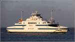 Die 2010 gebaute MUHUMAA (weiterer Name GRETE, IMO 9474060) ist am 09.12.2015 von Cuxhaven auf dem Weg nach Brunsbttel. Die Fhre ist 98 m lang und 18 m breit, hat eine GT/BRZ von 5.233 und eine DWT von 940 t. Sie kann 150 PKW und 690 Passagiere befrdern. Heimathafen ist Roomassaare (Estland). 