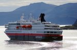 MS Nordkapp der HURTIGRUTEN am 03.09.16 auslaufend Honnigsvag.