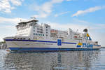 NILS HOLGERSSON (IMO 9217230) Lübeck-Travemünde auslaufend.