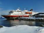 MS Nordkapp am 12.04.2017 am nördlichen Wendepunkt der Reise, in Kirkenes.