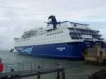 Die Oscar Wilde der IRISH FERRIES beim Beladen im Hafen von Rosslare/Irland. IRISH FERRIES kauften das Schiff erst ende 2008 von COLOR LINE.