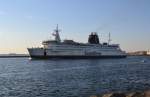 Das 152 Meter lange Fhrschiff  Prins Joachim  im Warnemnder Seekanal. Die  Prins Joachim  und ihr Schwesterschiff  Kronprins Frederik  befahren die Strecke Rostock-Gedser und sollen noch dieses Jahr durch zwei neue, modernere und grere Fhren ersetzt werden. 25.07.12