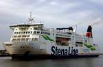 Die 200m lange Fähre Skane, der Stena Line, eingehend Rostock am 08.11.18.