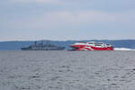 FRS SKANE JET und F 218 Mecklenburg-Vorpommern auf der Prorer Wiek.
