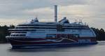 MS Viking Grace im Schärengarten vor Stockholm im Juli 18