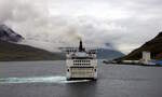 Das 165m lange Fährschiff NORRÖNA am 28.05.25 in Seydisfjördur.
