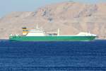 RO-RO Frachtschiff  ANVIL POINT  kommt aus dem Golf von Akaba gesehen vor Sharm El Sheik 17.10.2014