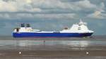 RoRo-Frachtschiff  Stena Foreteller  am Duhner Watt bei Cuxhaven, 10.9.2015 