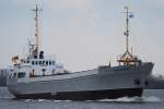 Das K�stenmotorschiff Hannelore IMO-Nummer:6602513 Flagge:Deutschland L�nge:55.0m Breite:9.0m Baujahr:1965 Bauwerft:Flensburger Schiffbau,Flensburg Deutschland passiert am 28.03.10 das Willkomm-H�ft in Wedel.  