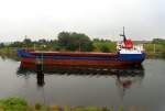 MS AMIRANTE IMO 7525334, durchfhrt hier die Traveenge zwischen Herreninsel und Seelandkai in Lbeck-Siems...