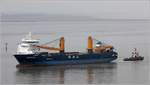 Die 2010 gebaute AMOENITAS (IMO 9505510) steuert mit Schlepperunterstützung die Geestemündung in Bremerhaven an. Sie ist 133,98 m lang und 23,2 m breit, hat eine GT/BRZ von 11.473 und eine DWT von 9.963 t. Heimathafen ist St. John's (Antigua and Barbuda). Frühere Namen: PALANPUR, HYUNDAI PHOENIX. 04.04.2019