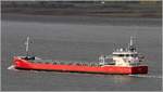 Die 2010 gebaute ADAMAS (IMO 9489558) fährt Höhe Bremerhaven weseraufwärts. Sie ist 82,5 m lang und 12,5 m breit, hat eine GT/BRZ von 2.409 und eine DWT von 3.750 t. Heimathafen ist Delfzijl (Niederlande). 28.10.2020