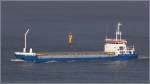 Die 1997 gebaute BALTIC CARRIER (IMO 9138197) fährt am 23.07.2014 Weser aufwärts. Sie ist 82,5 m lang, 12,3 m breit, hat eine GT/BRZ von 2.280 und eine DWT von 3.110 t. Sie kann auch 128 TEU transportieren. Heimathafen ist Gibraltar.