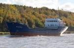 Die Globia IMO-Nummer:7823334 Flagge:Sankt Vincent und die Grenadinen Lnge:66.0m Breite:11.0m Baujahr:1979 Bauwerft:Sander Scheepsen Reparatie Bedrijf,Delfzijl Niederlande im Nord-Ostsee-Kanal bei