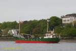 GREUNDIEK am 1.5.2014 auf der Elbe Höhe Teufelsbrück /
ex Hermann-Hans (1950-1959), Rita Dölling(1965-1994) /
Küstenmotorschiff (Museumsschiff) / Lüa 38,4 m, B 7,63 m, Tg 3,24 m / 1 Deutz-Diesel, 250 PS / 1950 bei Rickmers-Werft, Bremerhaven / Heimathafen: Stade, Flagge: D /
