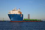 Die GPO Emerald auf dem Seeweg von Hailifax nach Aviles via Rostock beim Einlaufen am 04.11.2023 in Warnemünde.