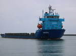 MERI auf ihrem Seeweg von Ijmuiden nach Rostock beim Einlaufen am 25.09.2021 in Warnemünde.
