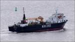 Die 1986 gebaute NORDVAER (IMO 8601680) ist am 20.06.2011 auf der Weser Richtung Nordsse unterwegs. Sie ist 80 m lang, 15 m breit, hat eine GT von 2.731 und eine DWT von 2.050 t. Dieser Pallettenfrachter fhrt unter der Flagge der Frer Inseln mit Heimathafen Torshavn. Frherer Name: VICORIAHAMN.