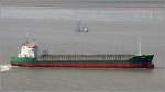 Die 1991 gebaute NAVEN (IMO 9020285) fährt am 28.03.2015 Höhe Bremerhaven Weser abwärts. Sie ist 88 m lang, 13 m breit, hat eine GT/BRZ von 2.497 und eine DWT von 4.191 t. Heimathafen ist Torshavn (Färöer). Früherer Name: Anna Bruck.