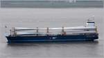 Die 2013 gebaute NORDIC (IMO 9663001) ist am 26.09.2017 mit einer Ladung Rotorbltter auf der Weser Hhe Bremerhaven unterwegs. Sie ist 92,20 m lang und 14 m breit, hat eine GT/BRZ von 2.989, einen DWT von 3.000 t und eine Kapazitt von 304 TEU. Heimathafen ist Urk (Niederlande).