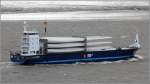 Die 2013 gebaute OCEANIC (IMO 9624550) fhrt am 27.06.2015 mit einer Ladung Rotorbltter fr Windenergieanlagen Hhe Bremerhaven Weser abwrts. Sie ist 92 m lang, 14 m breit, hat eine GT/BRZ von 2.989 und eine DWT von 3.000 t. Heimathafen ist Urk (Niederlande).